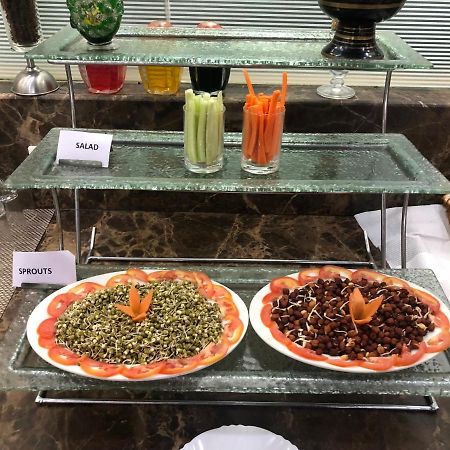 בירטנגר Hotel Harrison Palace מראה חיצוני תמונה
