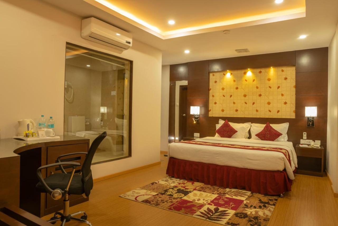 בירטנגר Hotel Harrison Palace מראה חיצוני תמונה