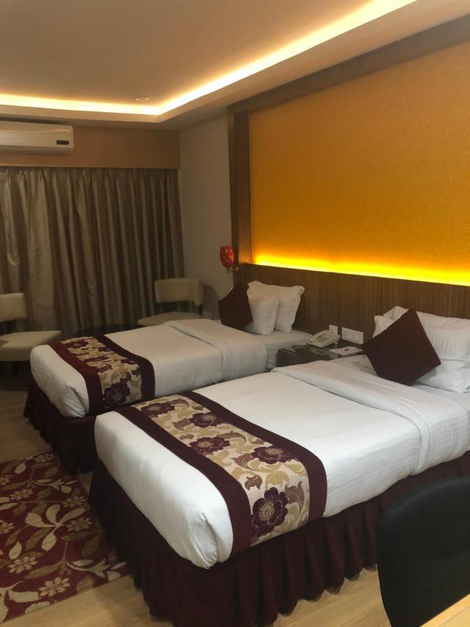 בירטנגר Hotel Harrison Palace מראה חיצוני תמונה
